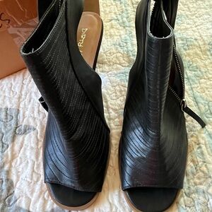 Dirty Laundry Black Heeled Boots